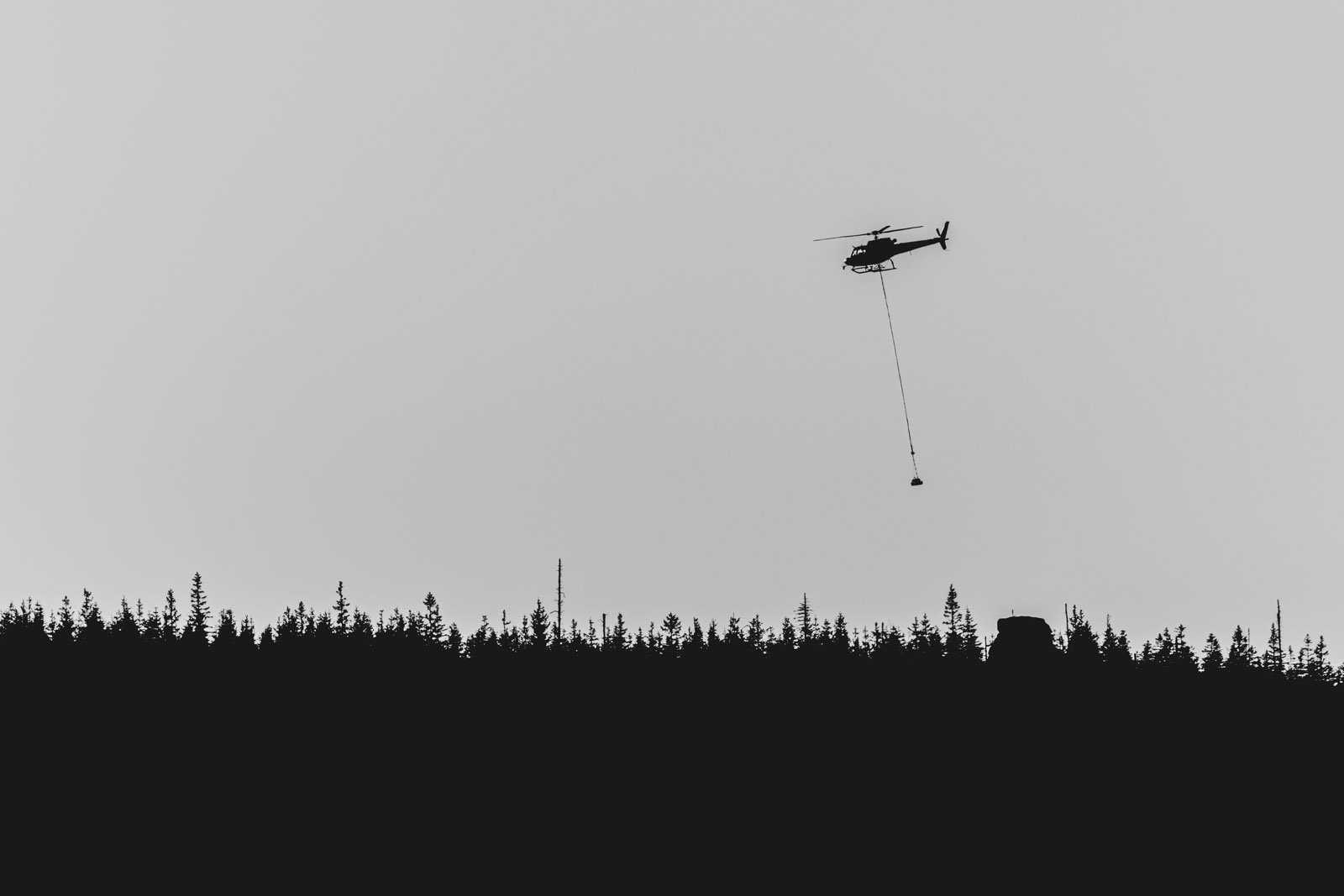 helikopter-nad-karkonoszami-136881