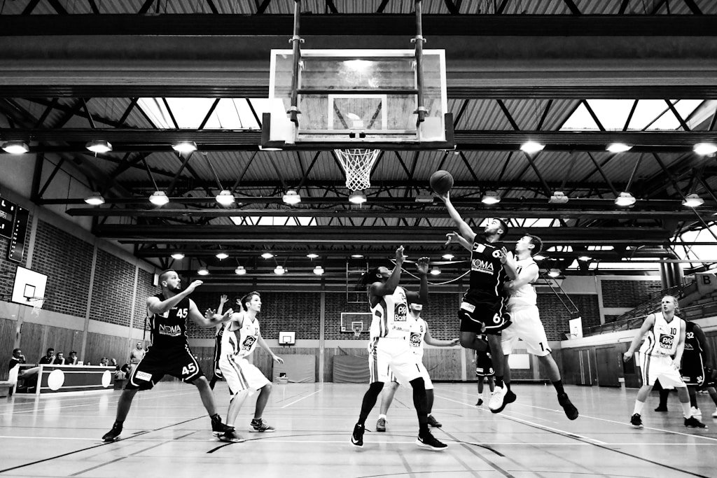 10-najlepszych-koszykarzy-w-historii-nba-136966