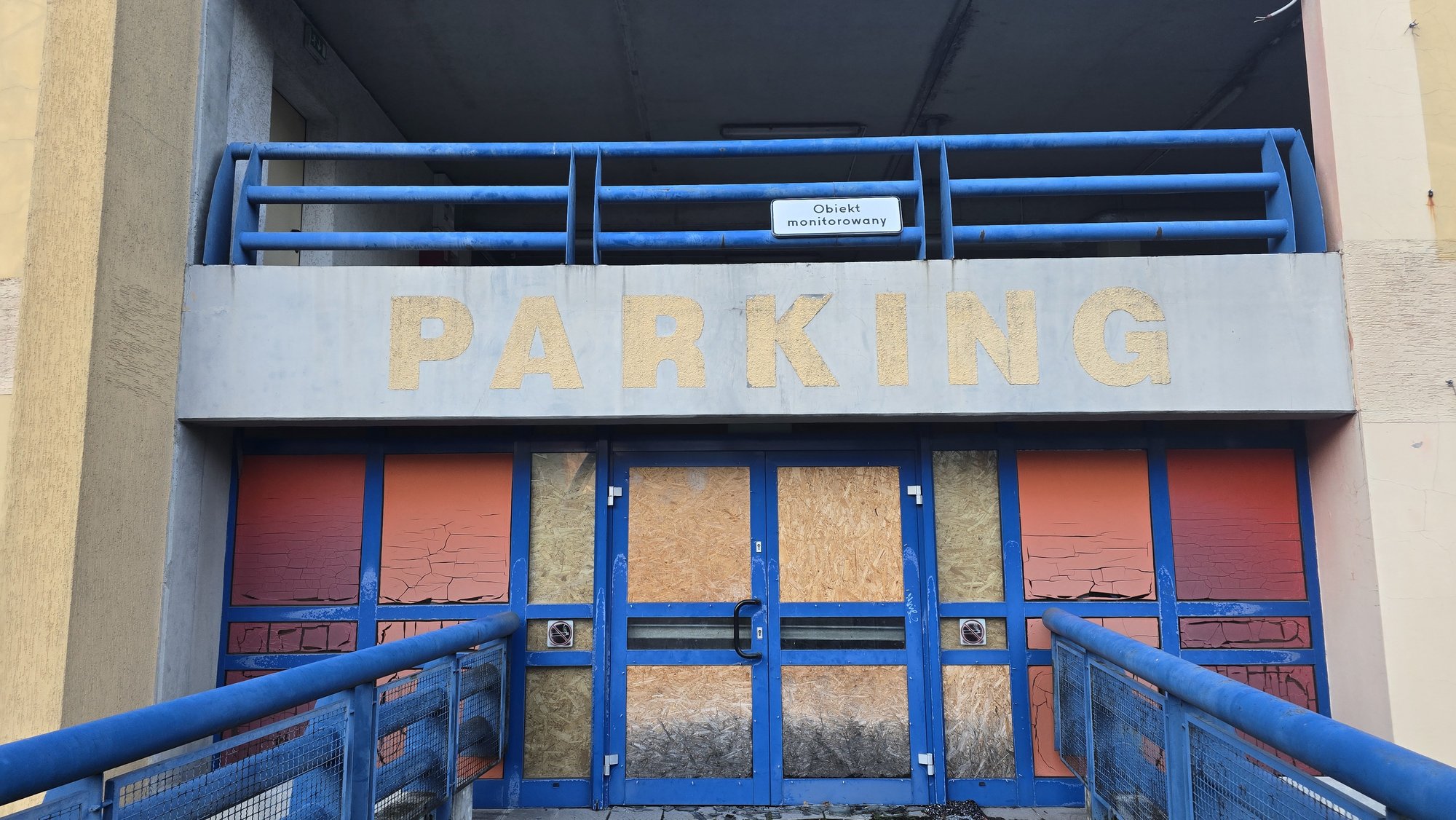 opuszczony-parking-przy-pijarskiej-na-sprzedaz-137097