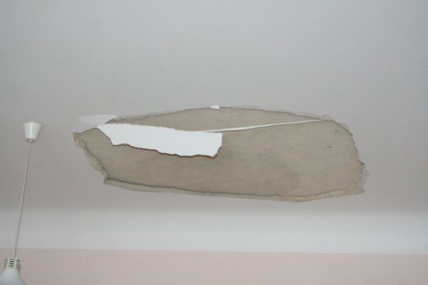 zawali-sie-sufit-w-galerii-karkonoskiej-13712