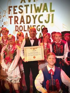 modzi-zatanczyli-w-operze-137143