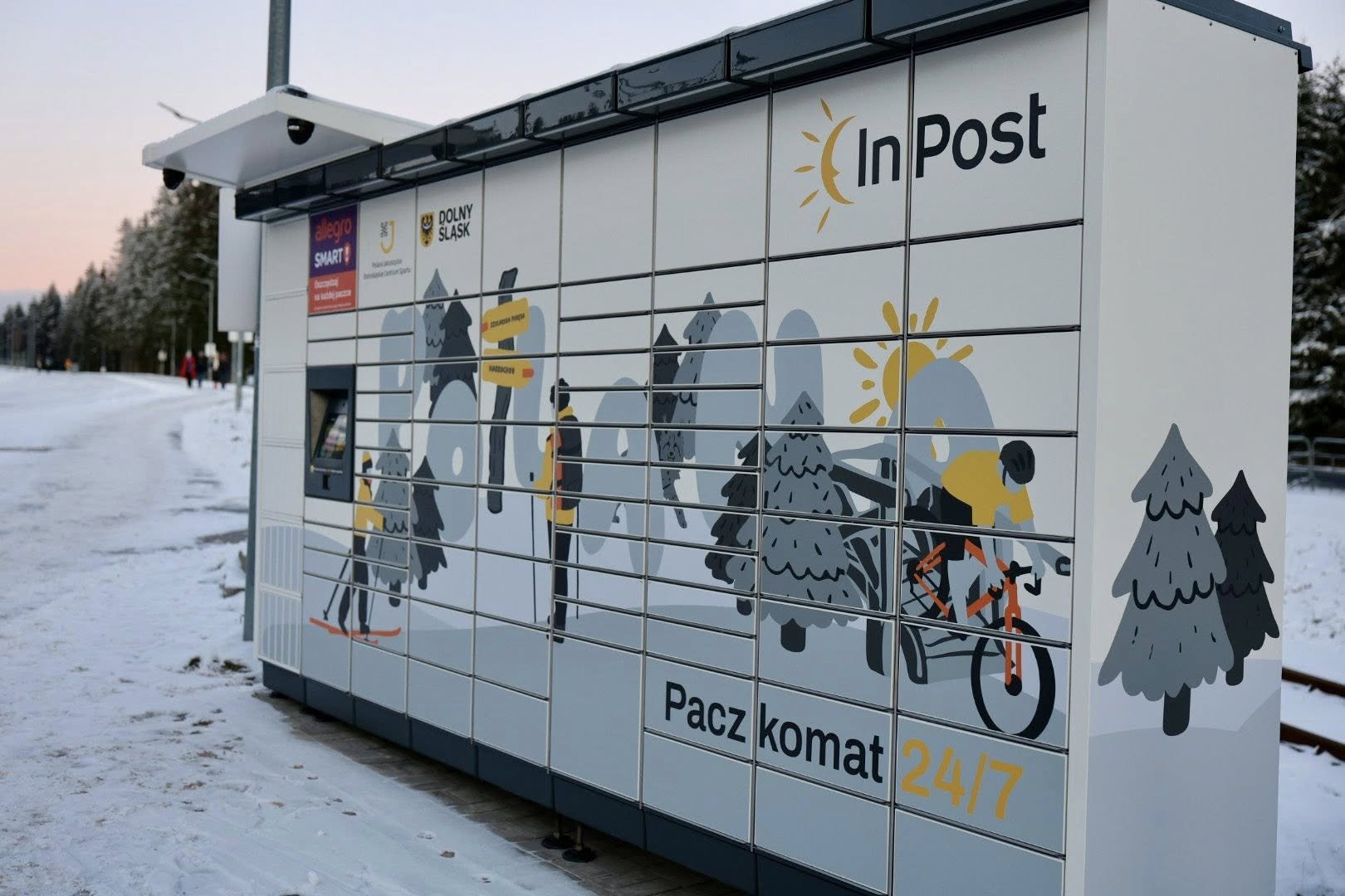 dla-wielu-to-absurd-paczkomat-juz-nawet-na-polanie-jakuszyckiej-137212