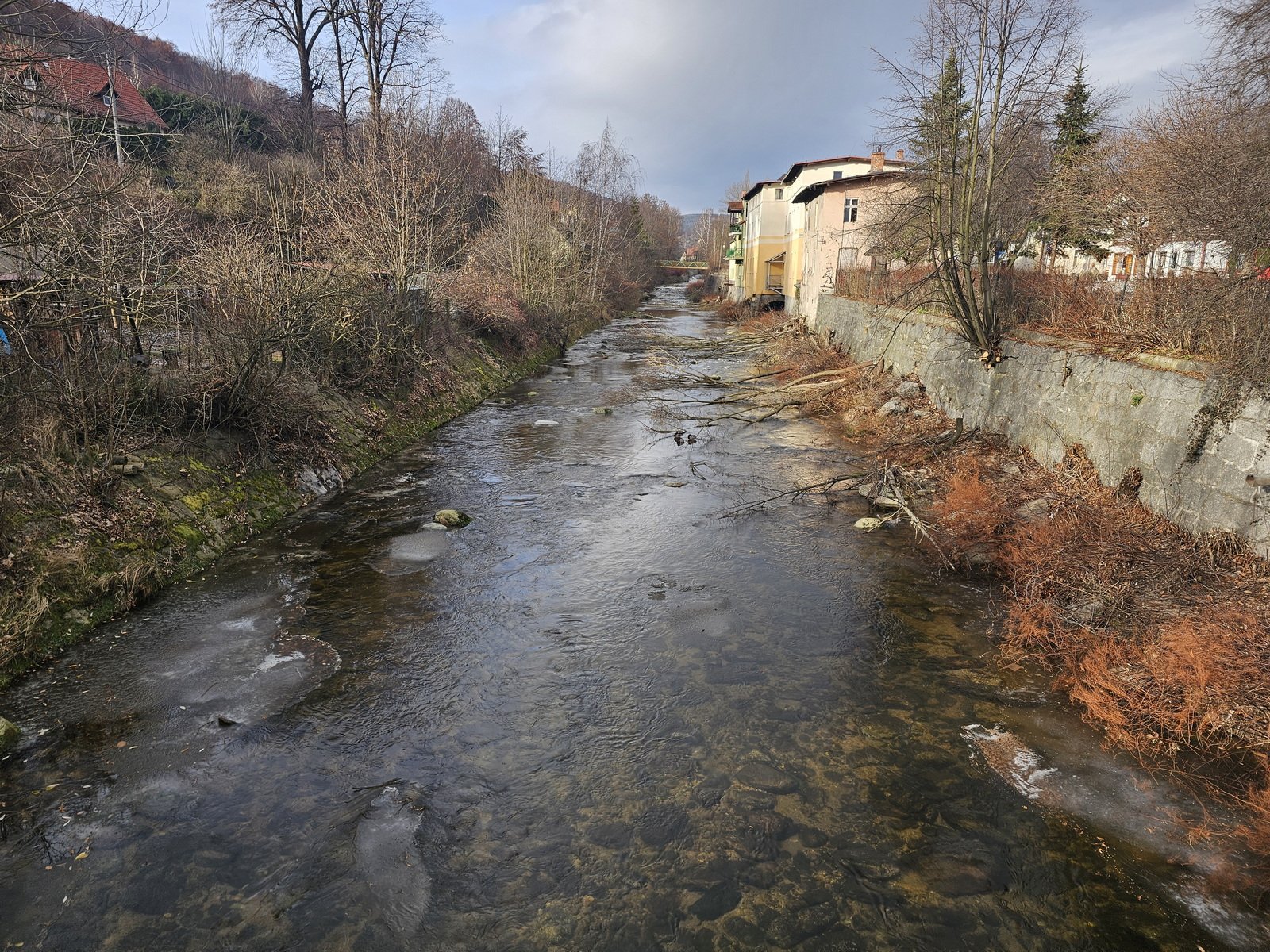 trwa-czyszczenie-kamiennej-w-piechowicach-137256