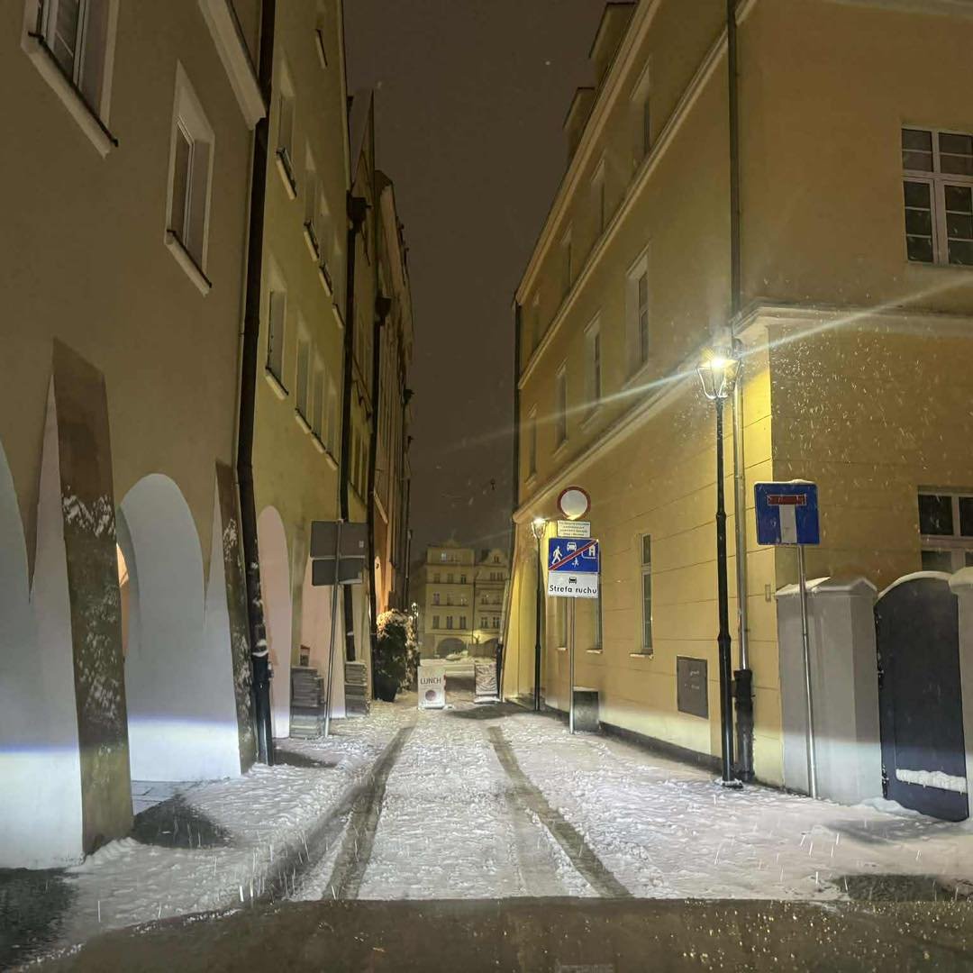 swietlna-przemiana-placu-ratuszowego-137322