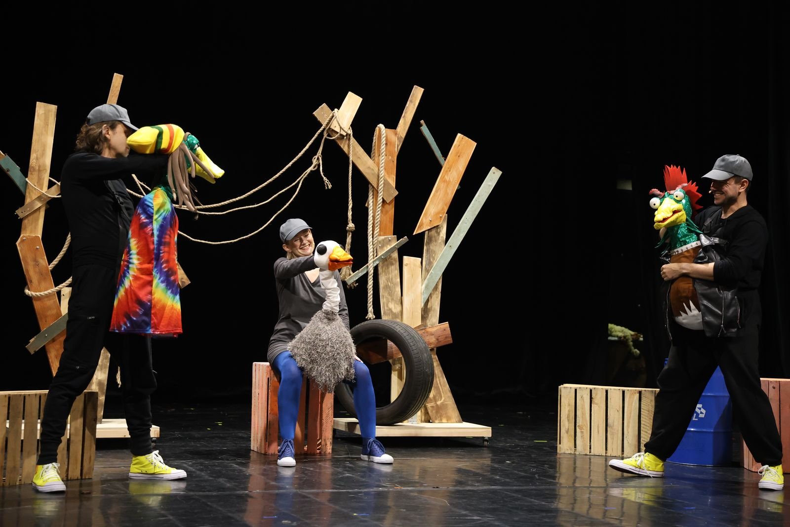 zdrojowy-teatr-animacji-otwiera-sezon-brzydkim-kaczatkiem-137323