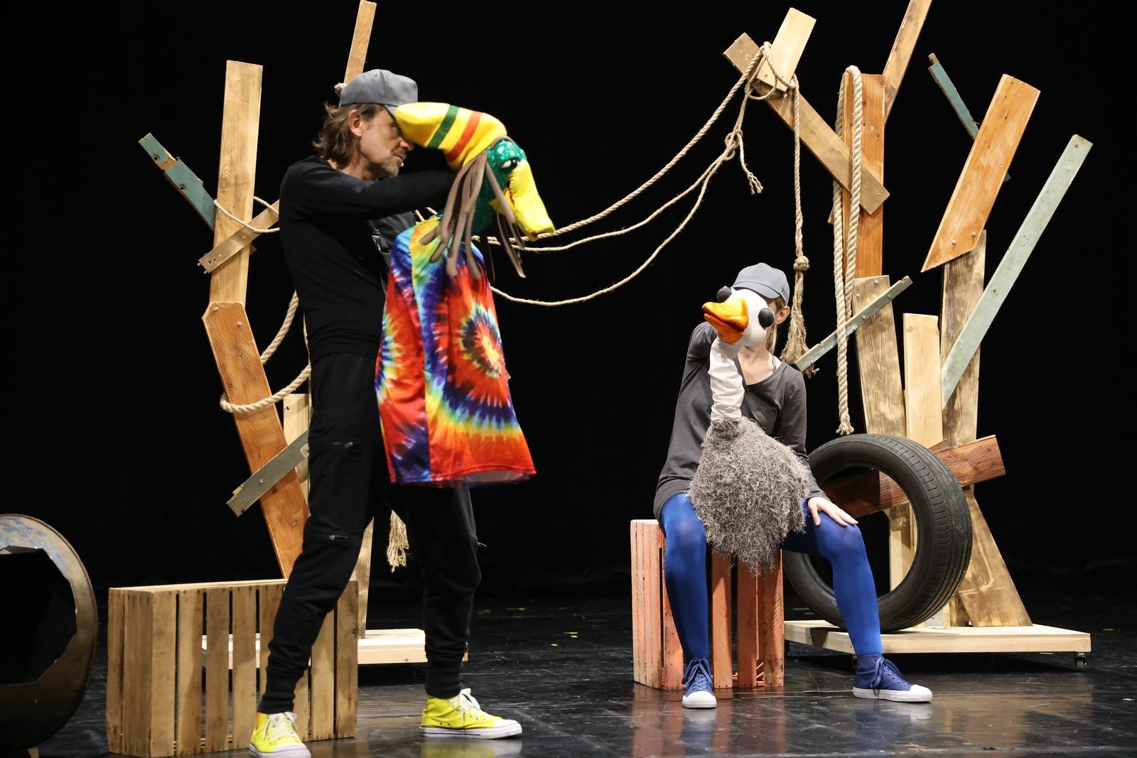 zdrojowy-teatr-animacji-otwiera-sezon-brzydkim-kaczatkiem-137323