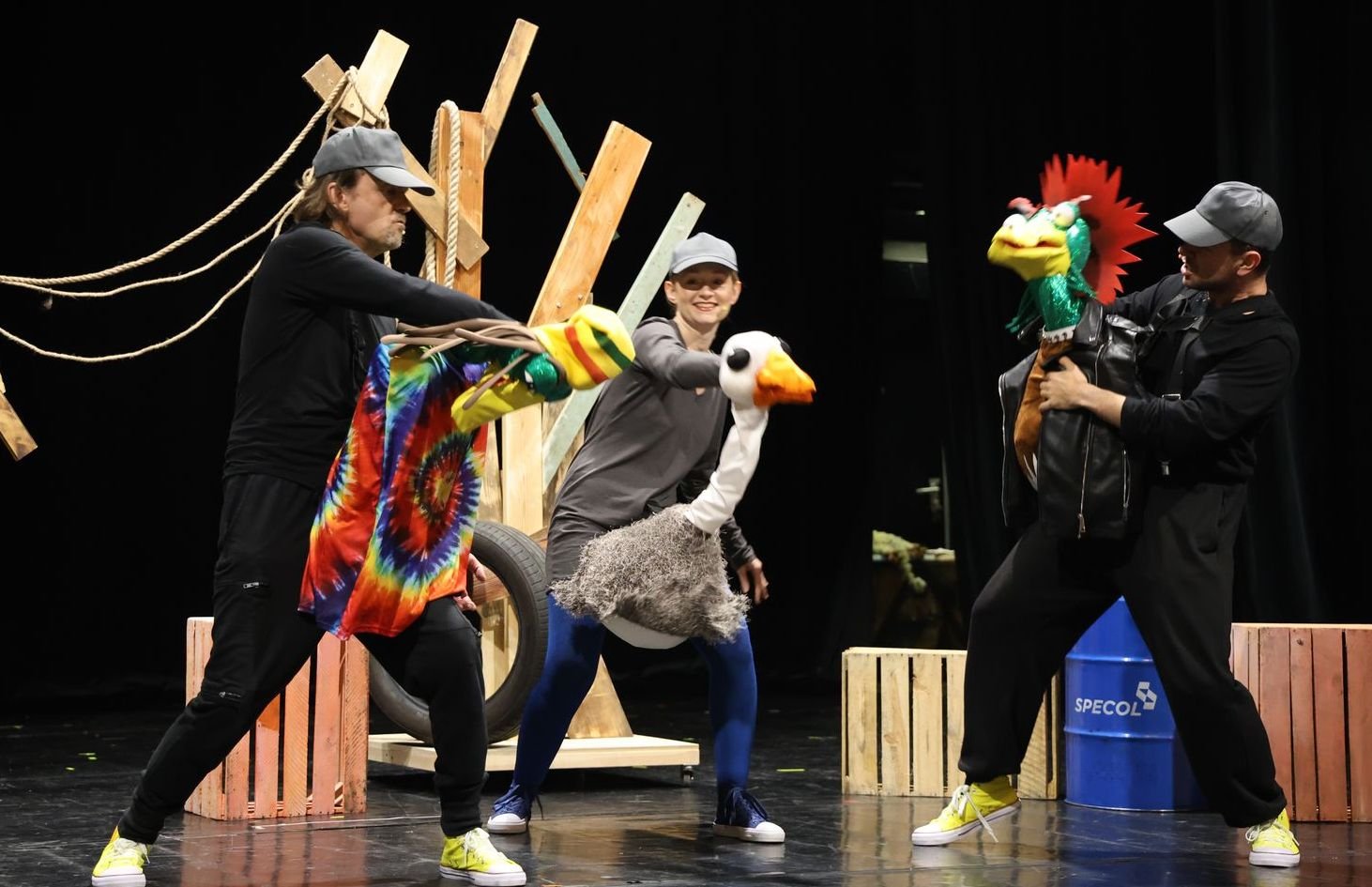 zdrojowy-teatr-animacji-otwiera-sezon-brzydkim-kaczatkiem-137323