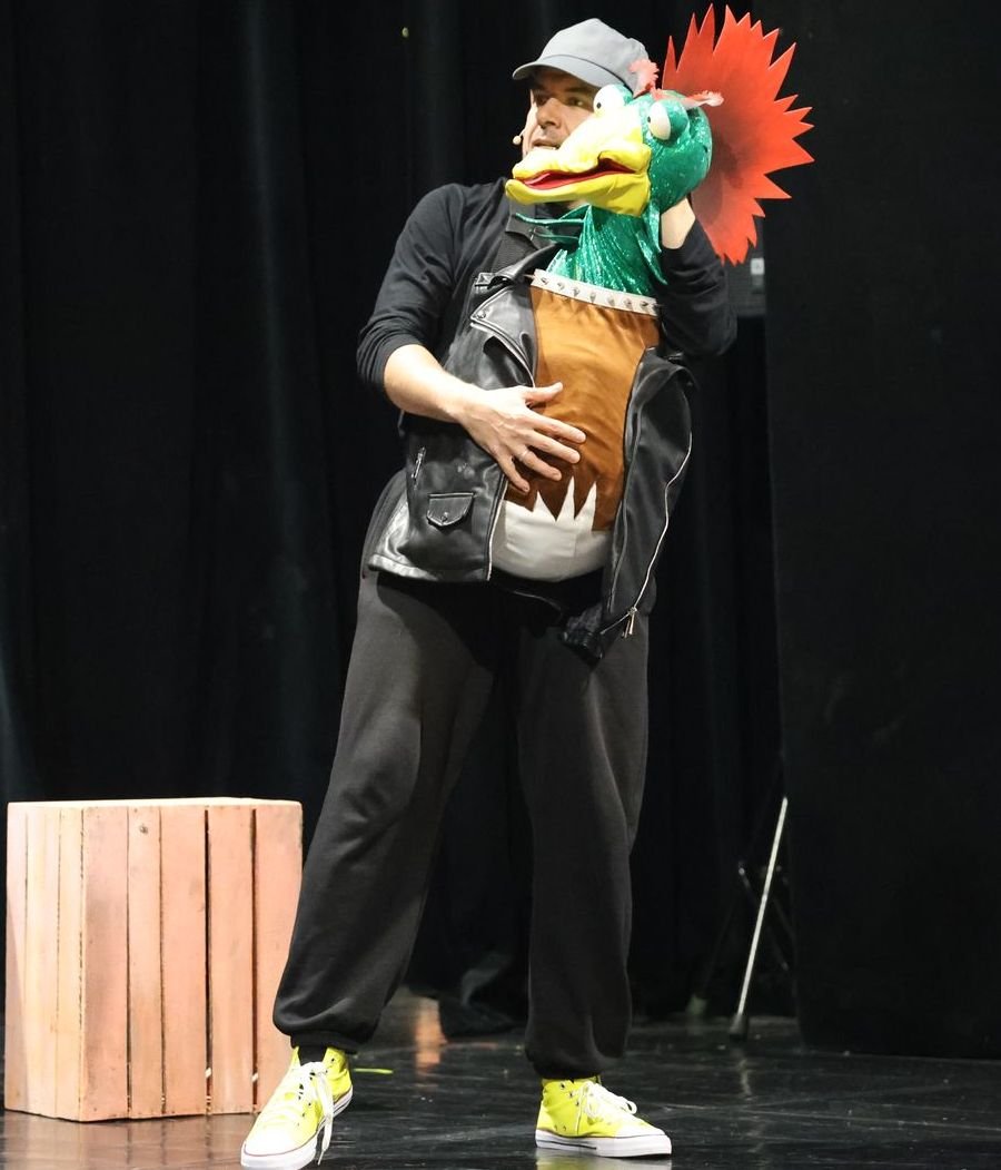 zdrojowy-teatr-animacji-otwiera-sezon-brzydkim-kaczatkiem-137323