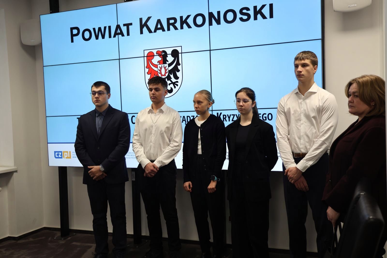 powiat-nagradza-najlepszych-uczniow-137335