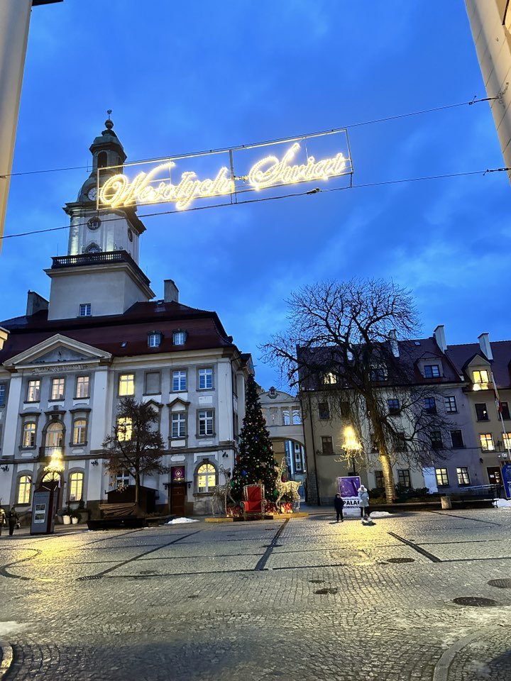 centrum-swiatecznie-przystrojone-137486