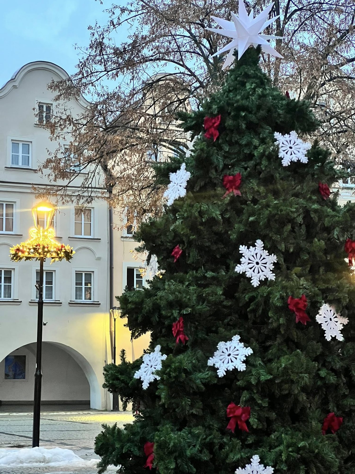 centrum-swiatecznie-przystrojone-137486