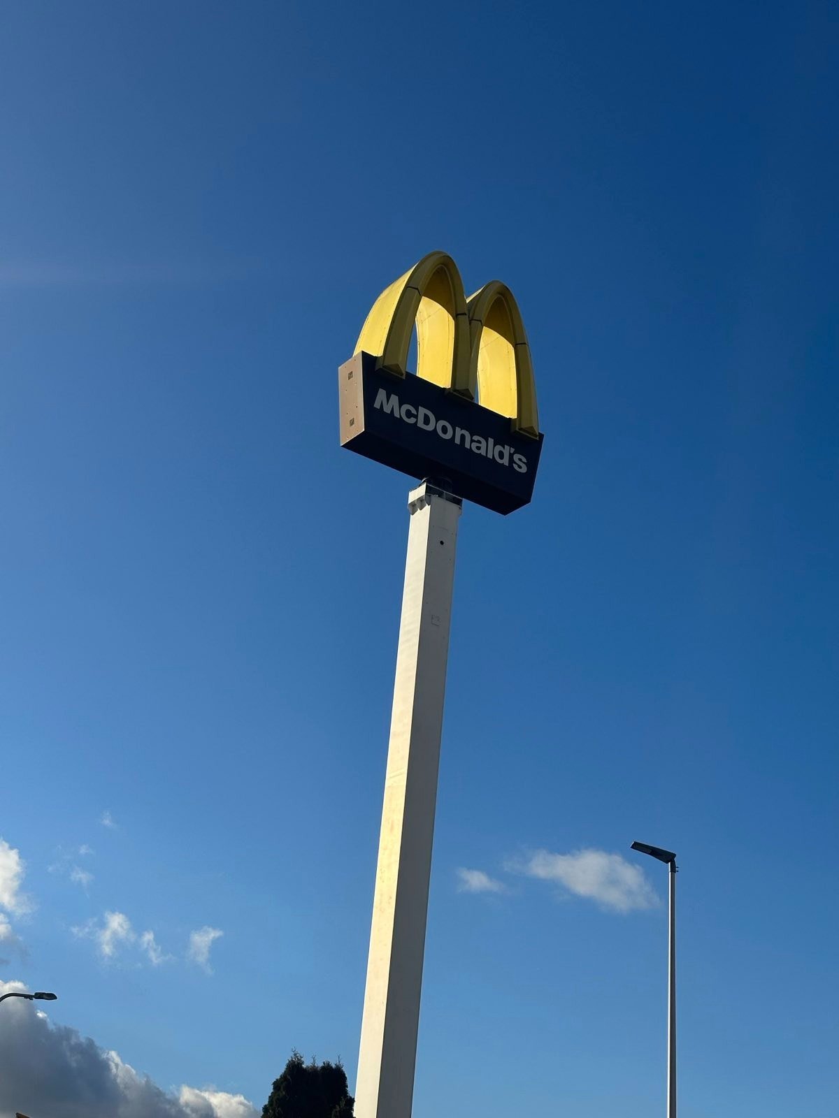 mcdonalds-w-jeleniej-gorze-ponownie-otwarty-137624
