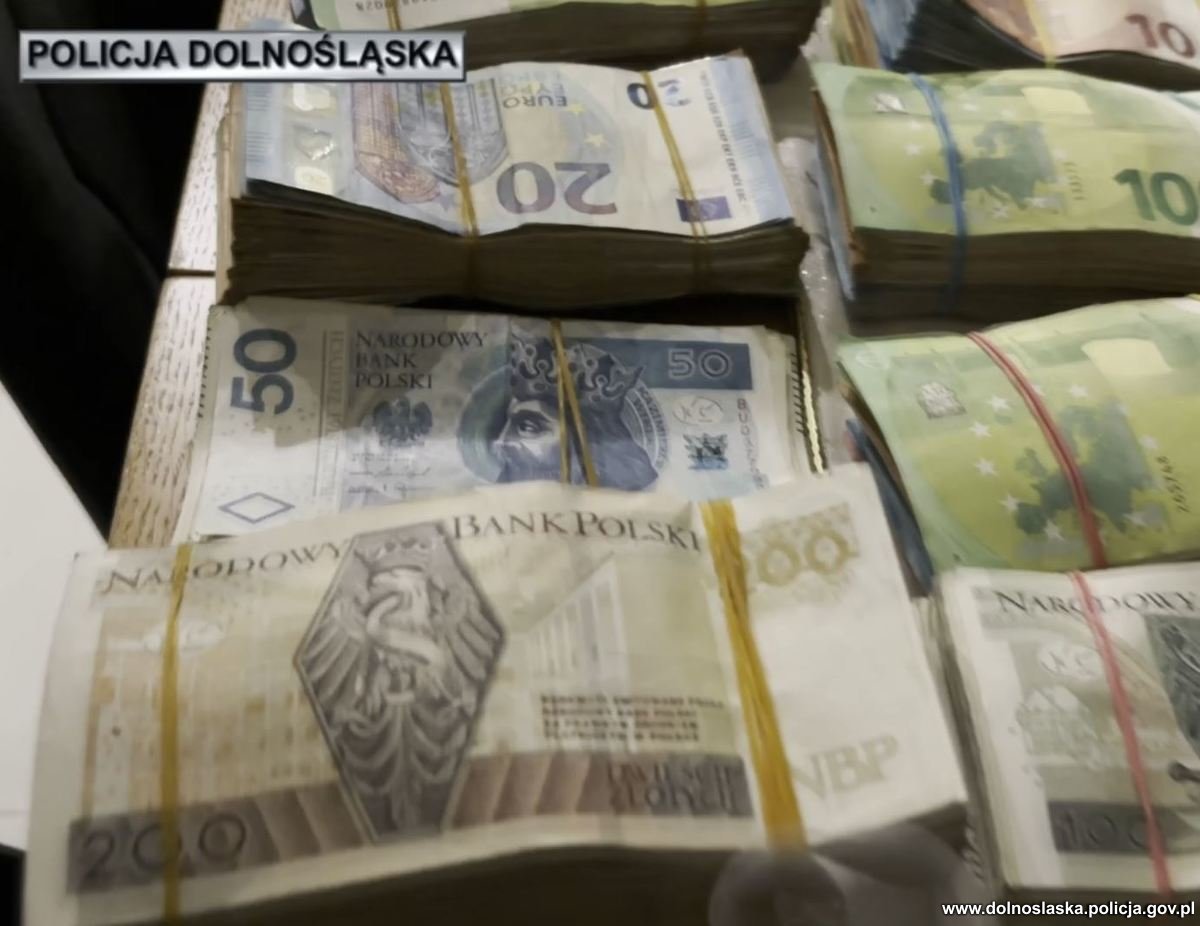 wielka-akcja-przeciw-gangsterom-az-11-osob-zatrzymanych-137636