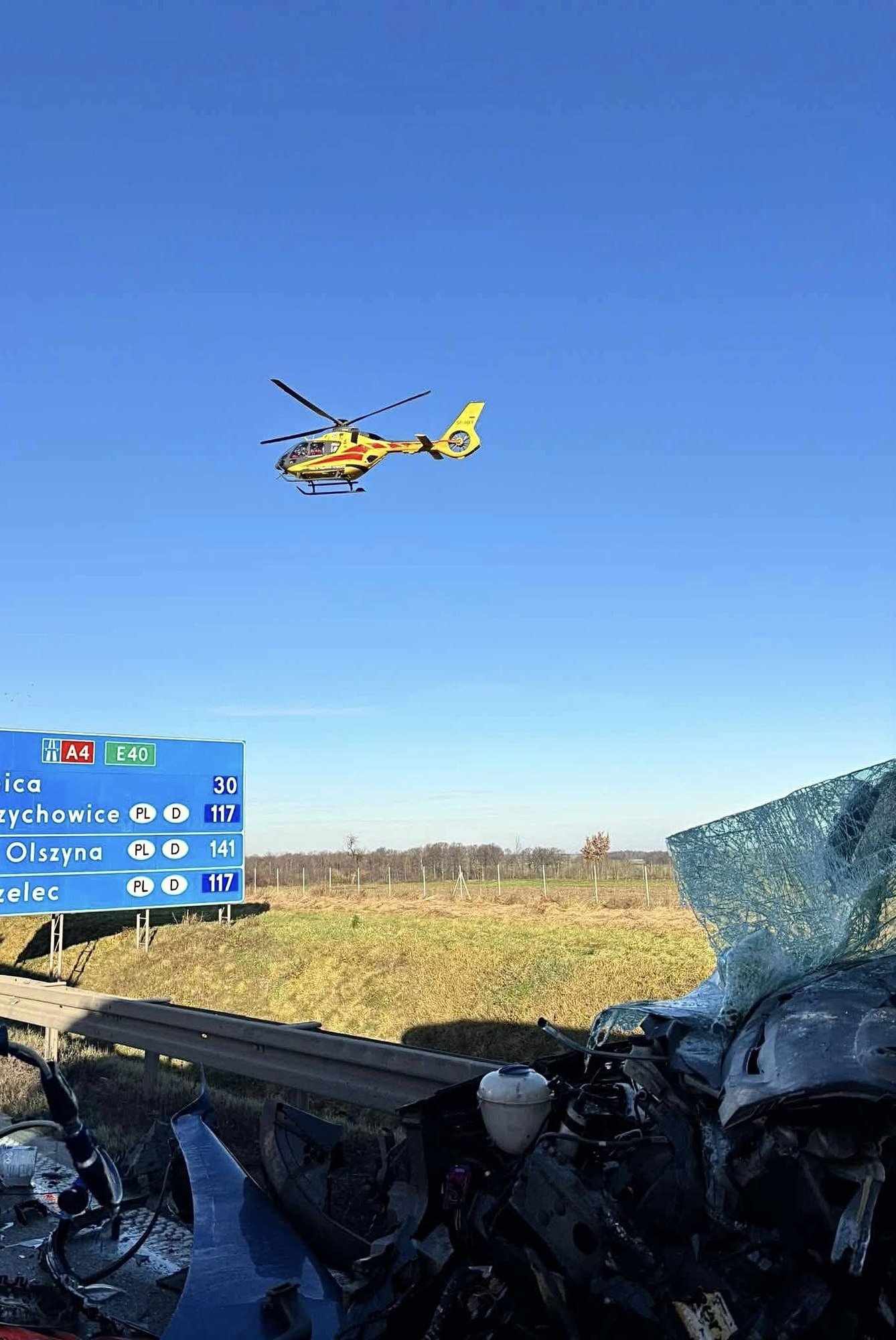 koszmarny-wypadek-autostrada-cakowicie-zablokowana-137649