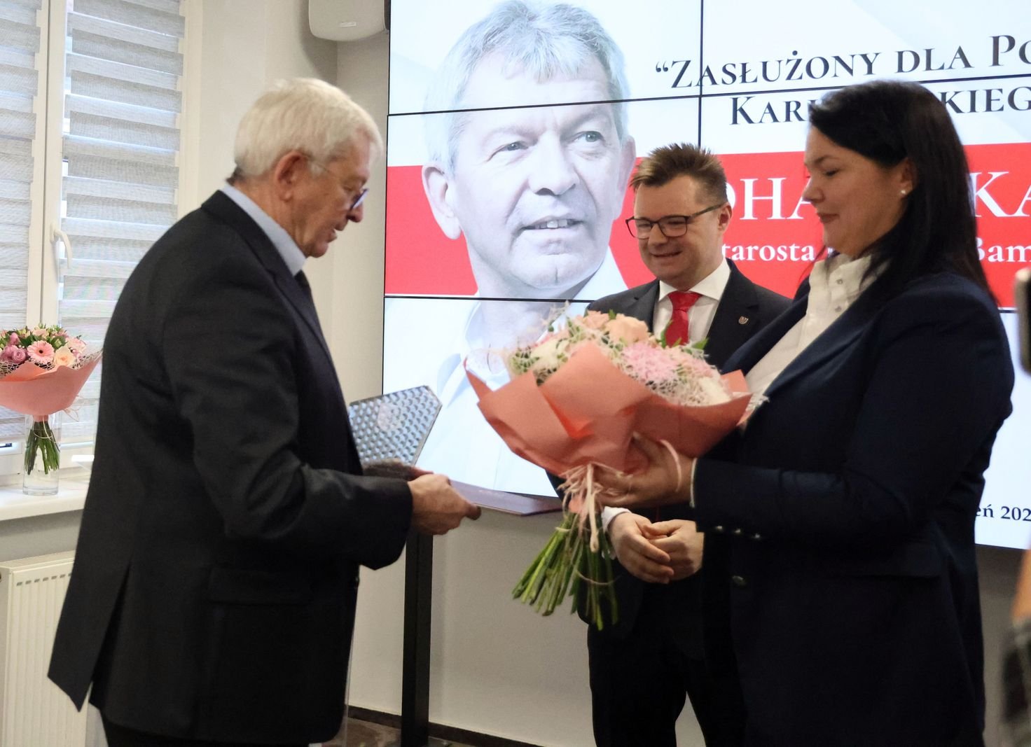 powiat-karkonoski-dziekuje-swoim-zasuzonym-137653