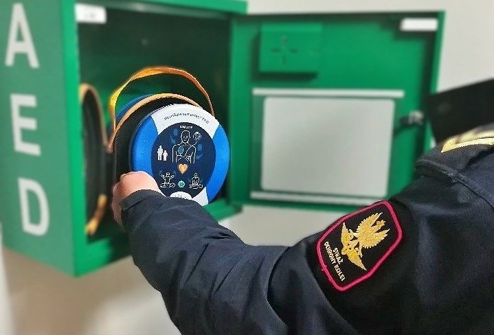 ukrad-defibrylator-z-pociagu-137794