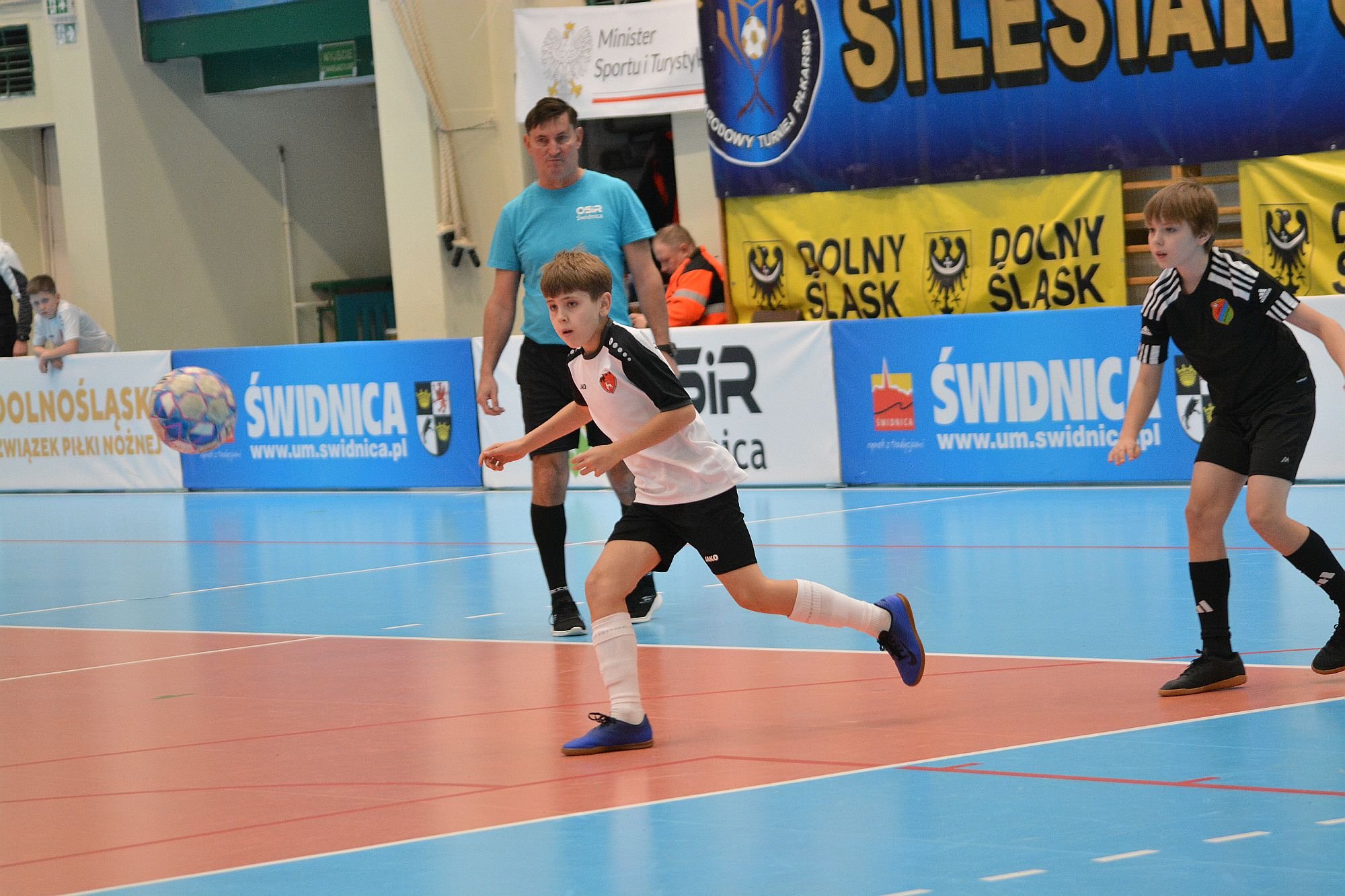 chojnik-z-podium-i-tytuem-mvp-137996