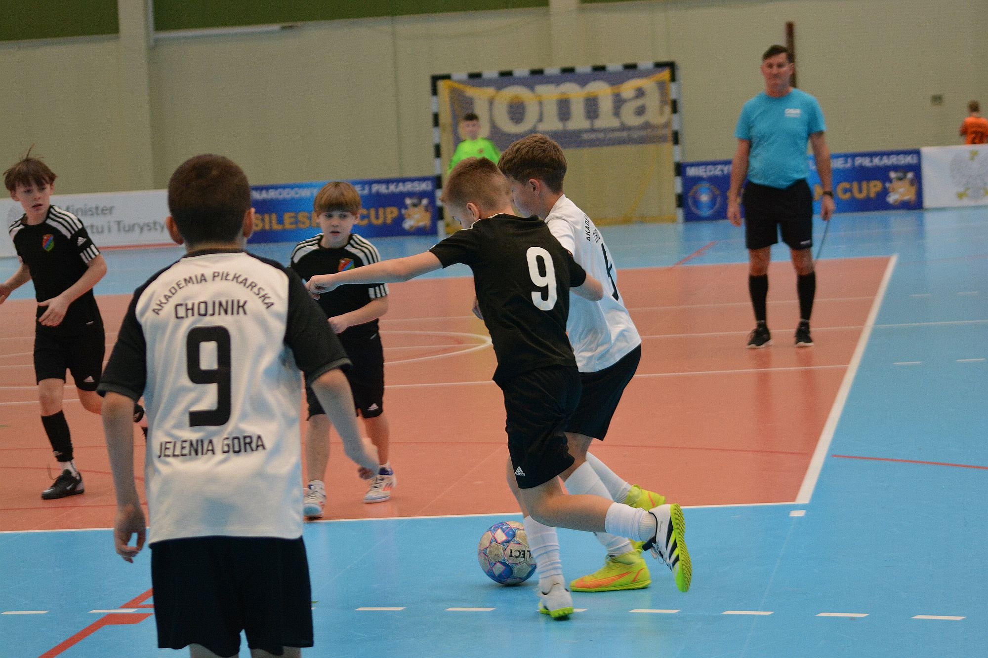chojnik-z-podium-i-tytuem-mvp-137996