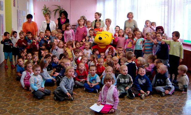 Dzieci z przedszkola im. Kubusia Puchatka.