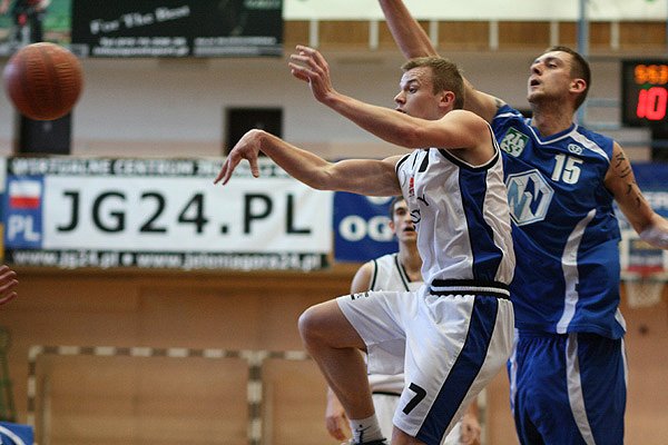 wygraa-lepsza-tego-dnia-druzyna-14031