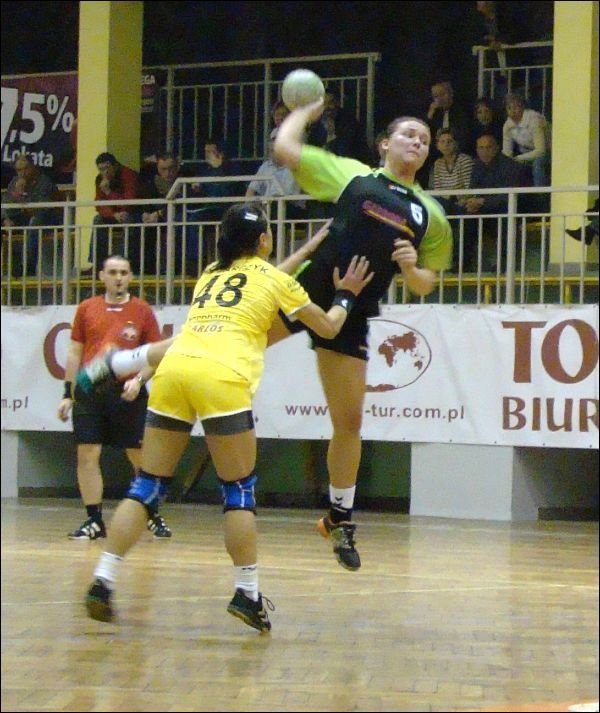 dreszczowiec-w-meczu-rezerw-finepharmu-carlos-14044