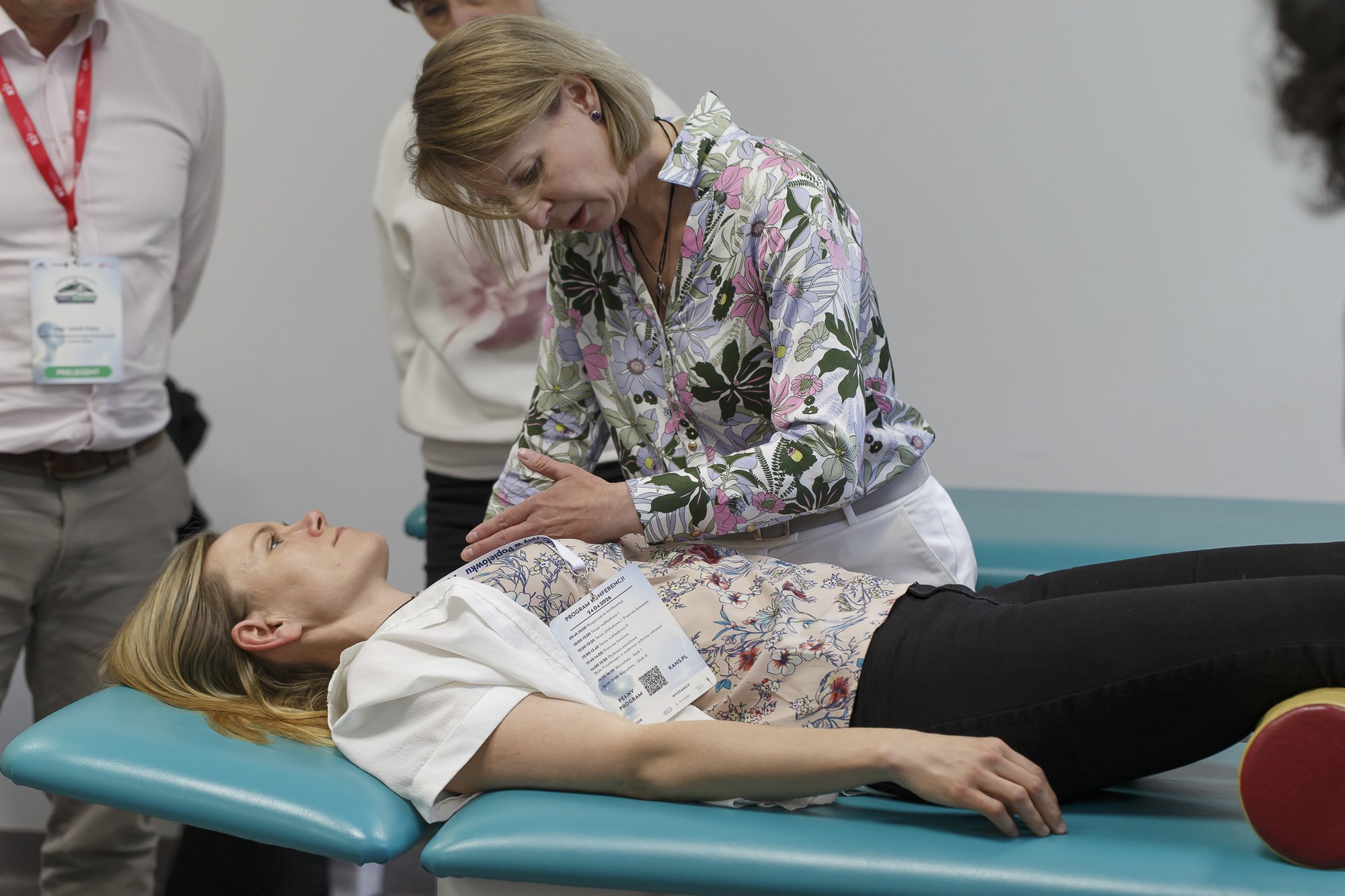 Boli kręgosłup? – fizjoterapeuta coś zaradzi
