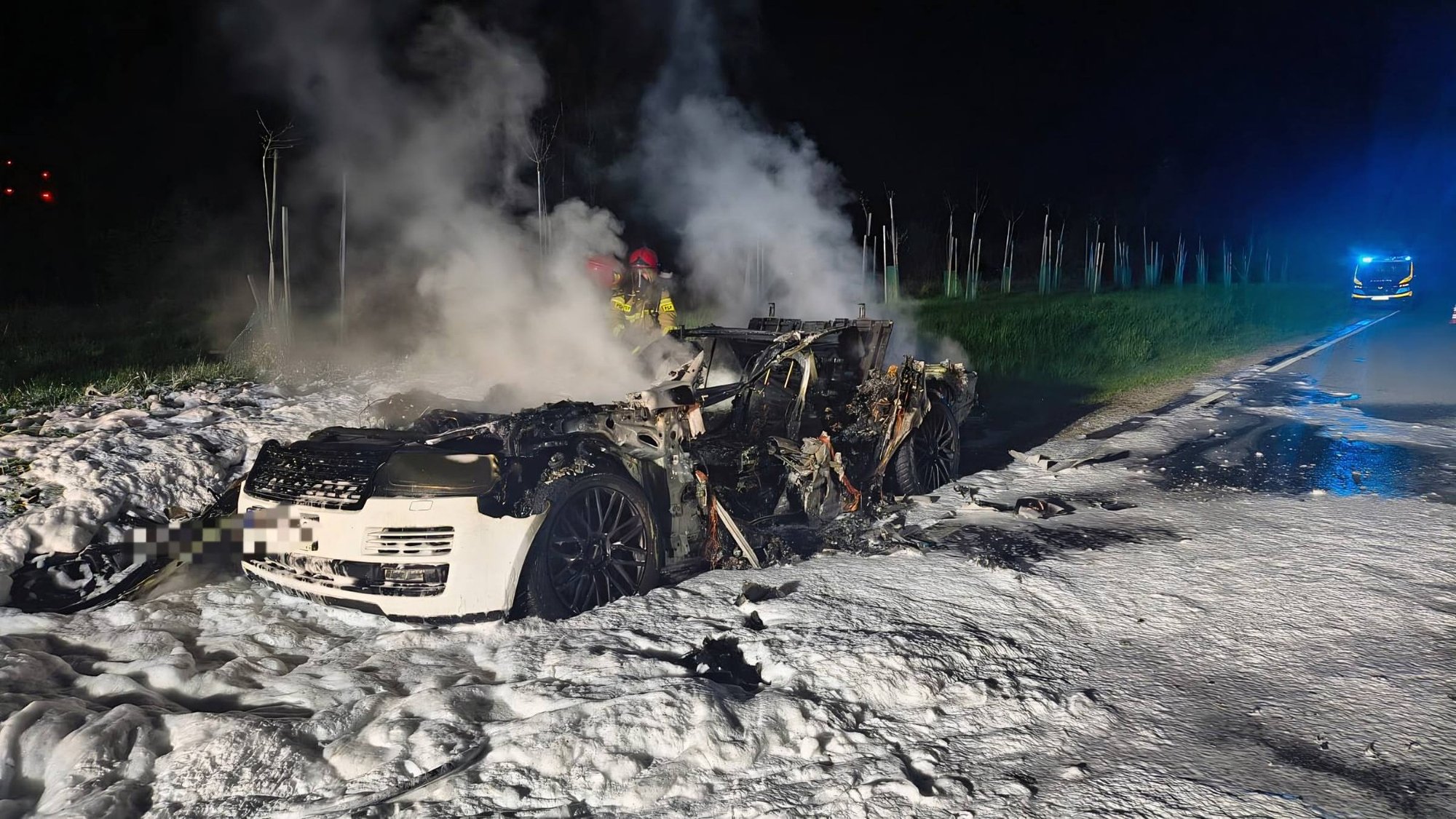 Range Rover stanął w płomieniach