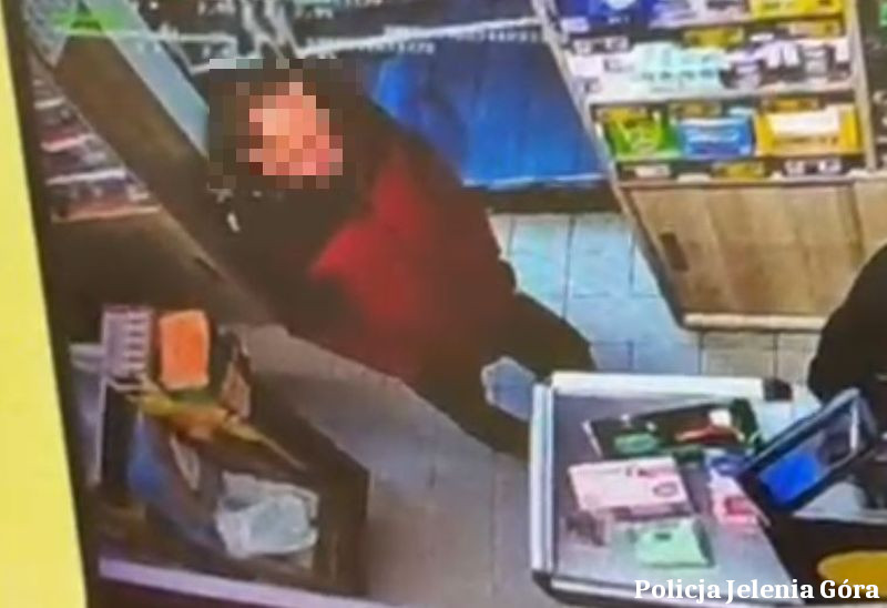Podszywał się pod własnego brata, prowadził po alkoholu i okradał