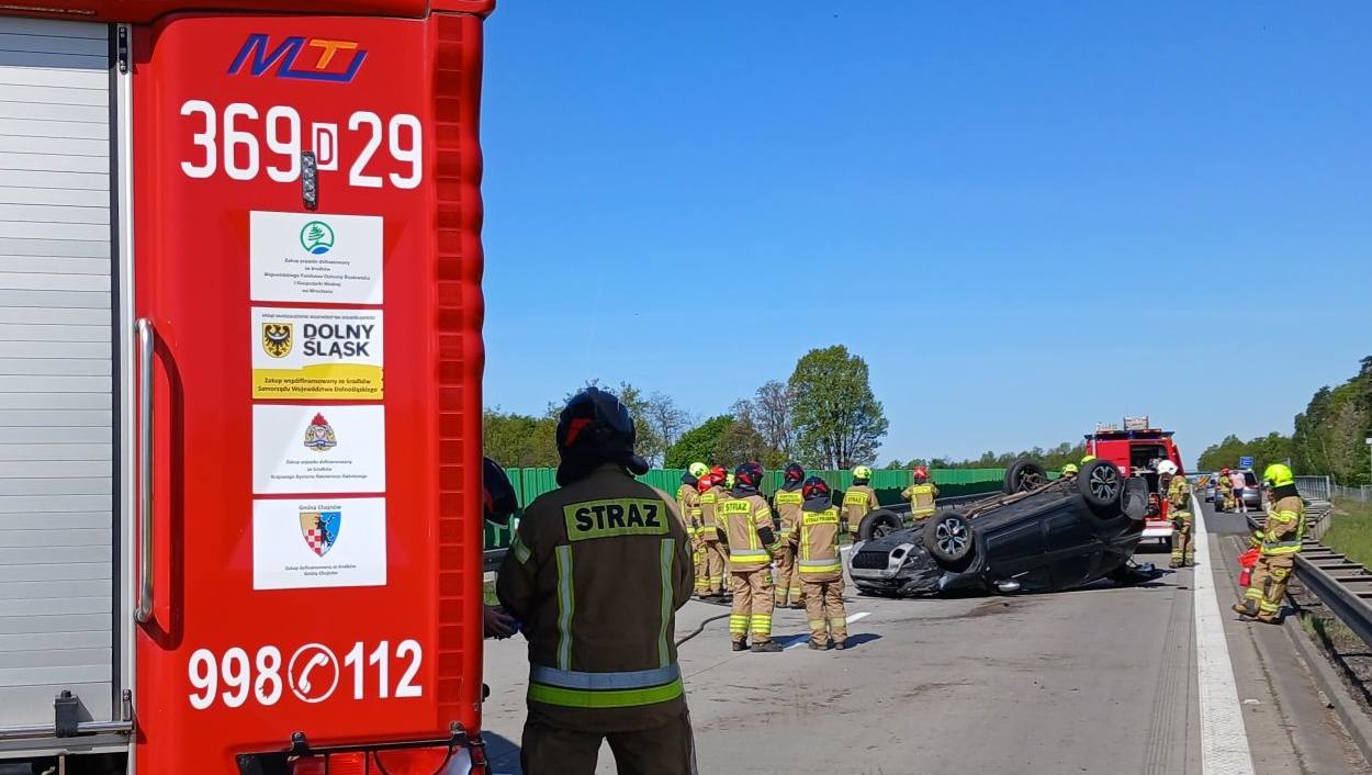 Dachowanie na autostradzie A4