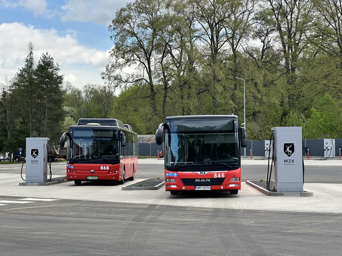 Nowoczesna zajezdnia dla elektrycznych autobusów