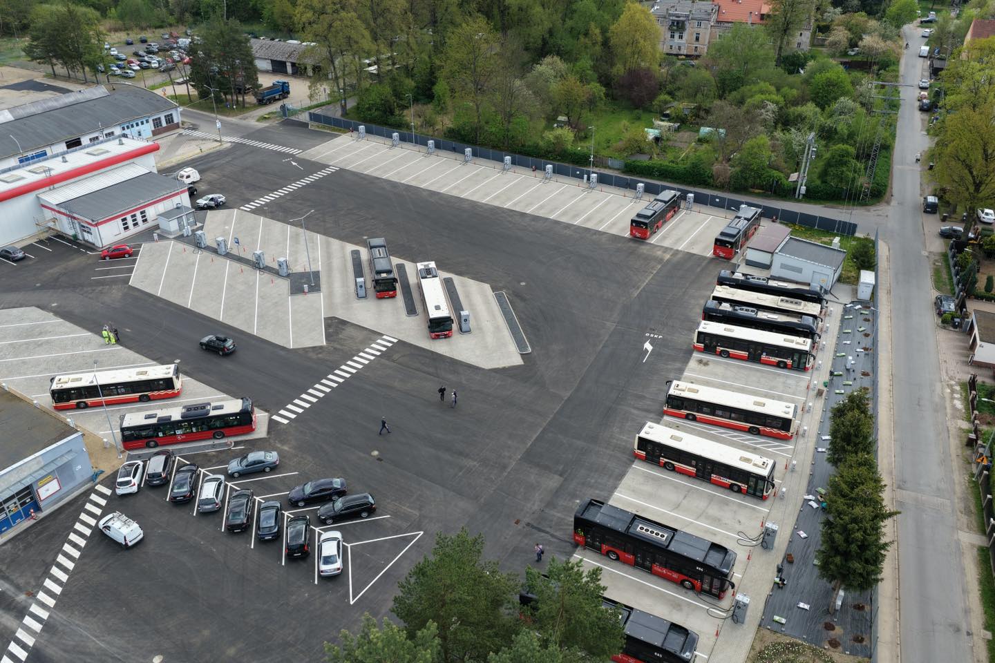 Nowoczesna zajezdnia dla elektrycznych autobusów