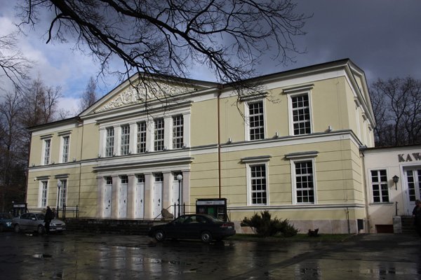 dziesiec-milionow-dla-teatru-zdrojowego-14088
