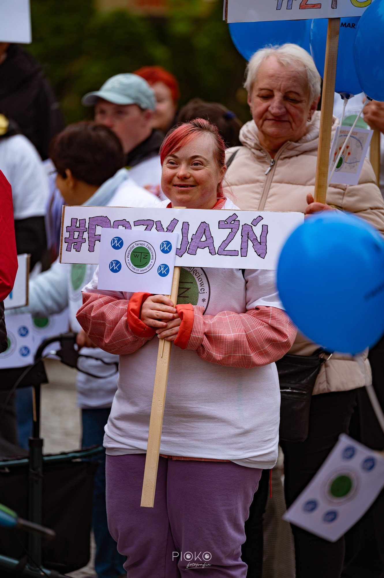 Dzień Godności w Jeleniej Górze – marsz, emocje i ważny społeczny przekaz