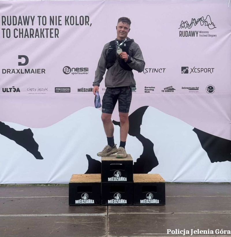 Jeleniogórski mundurowy ukończył morderczne wyzwanie