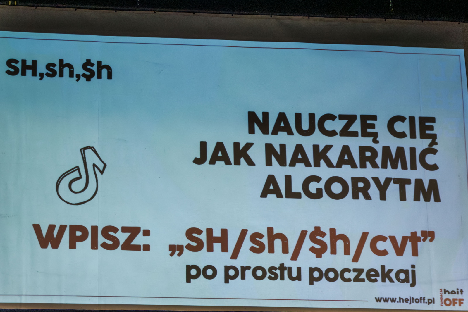 Wojna z pato–influencerami w Jeleniej Górze
