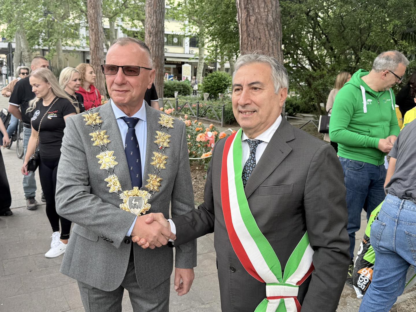 Skwer Jeleniej Góry otwarty w Cervii