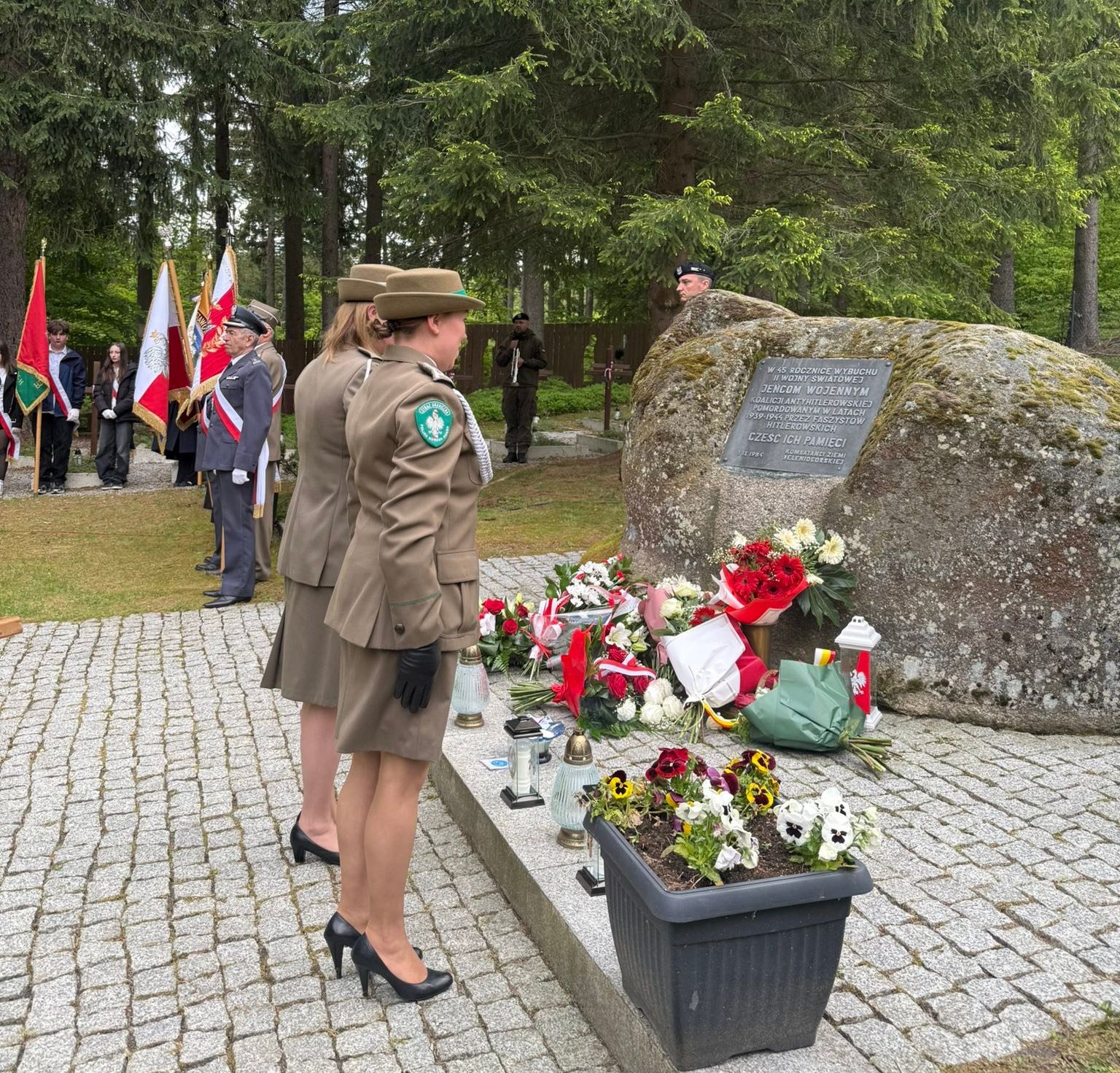 Borowice: pamięć o jeńcach i ofiarach wojny