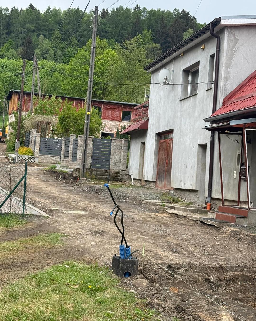 Pod Chojnikiem widać postęp prac
