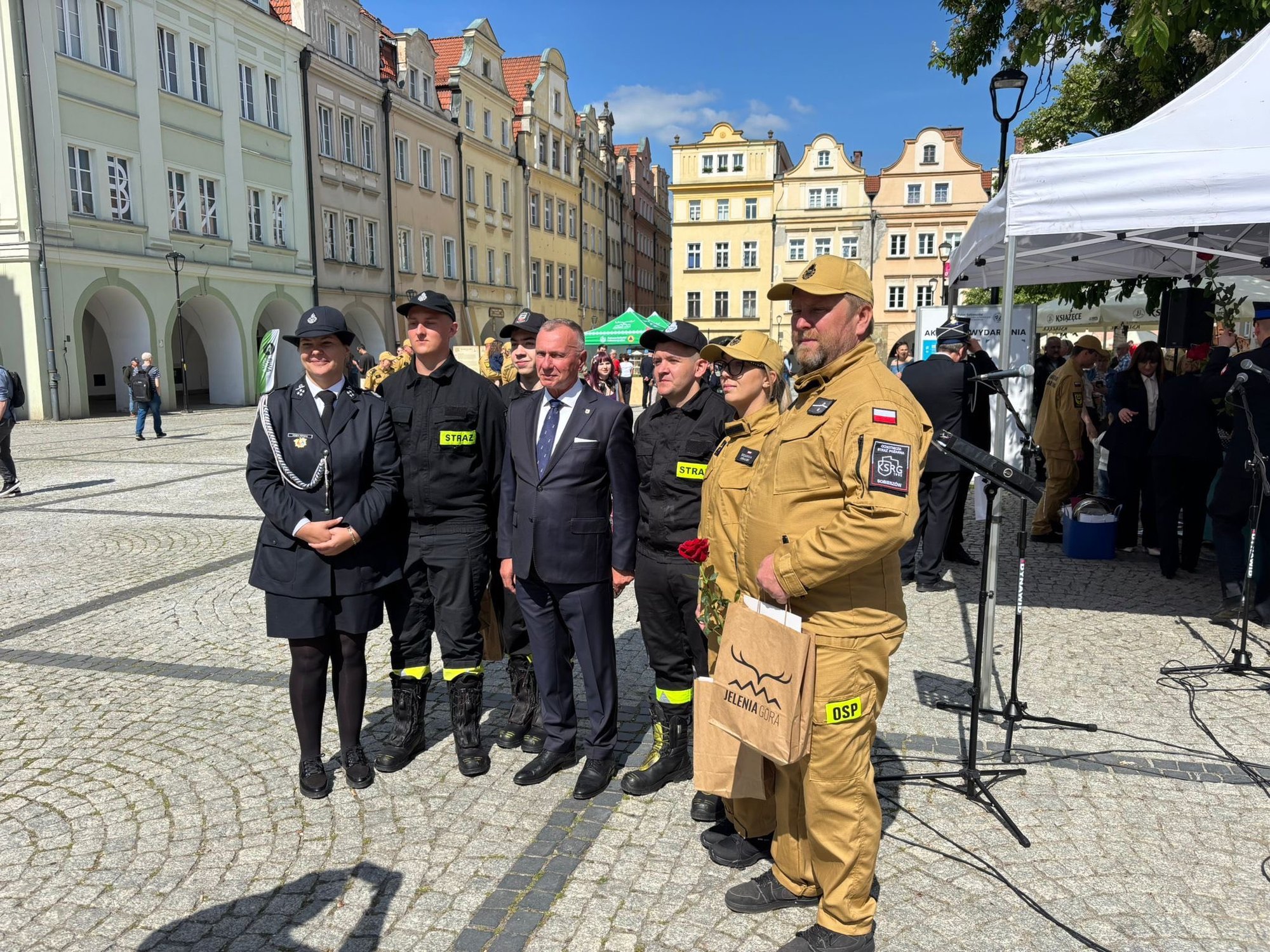 Dzień Strażaka. Awanse i odznaczenia