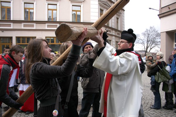 jeleniogorska-droga-krzyzowa-zobacz-zdjecia-14120