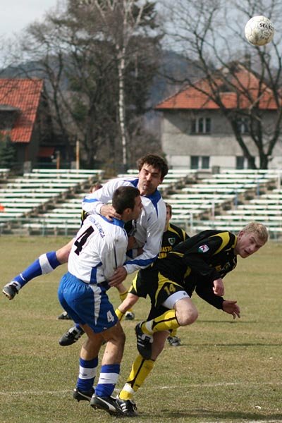 nasi-futbolisci-kontynuuja-dobra-passe-14133