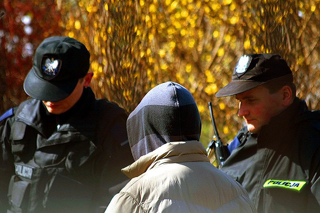 Policja często zwraca uwagę przbywającej na Podwalu młodzieży. Na zdjęciu – interwencja z dziś (wtorek).