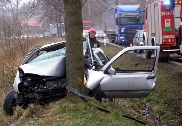 tragedia-za-hotelem-jan-dwie-ofiary-smiertelne-14302