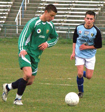 juniorzy-karkonoszy-przegrali-z-silnym-rywalem-14337