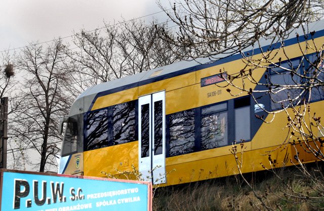 Szynobus na trasie Jelenia Góra – Bolesławiec.