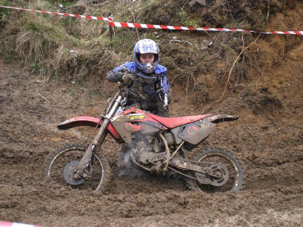 adrenalina-i-ryk-silnikow-14576