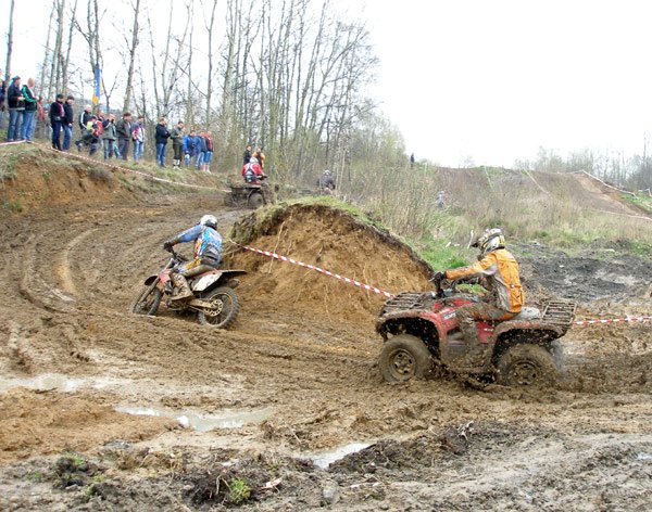 adrenalina-i-ryk-silnikow-14576