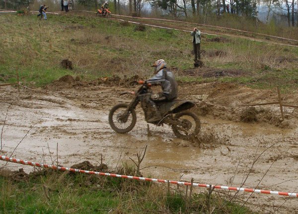 adrenalina-i-ryk-silnikow-14576