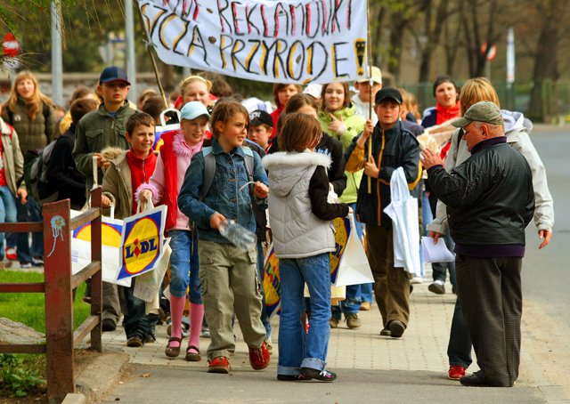 ekologiczna-szostka-protestowaa-na-szostke-14618