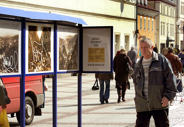 oszpecony-plac-piastowski-14637